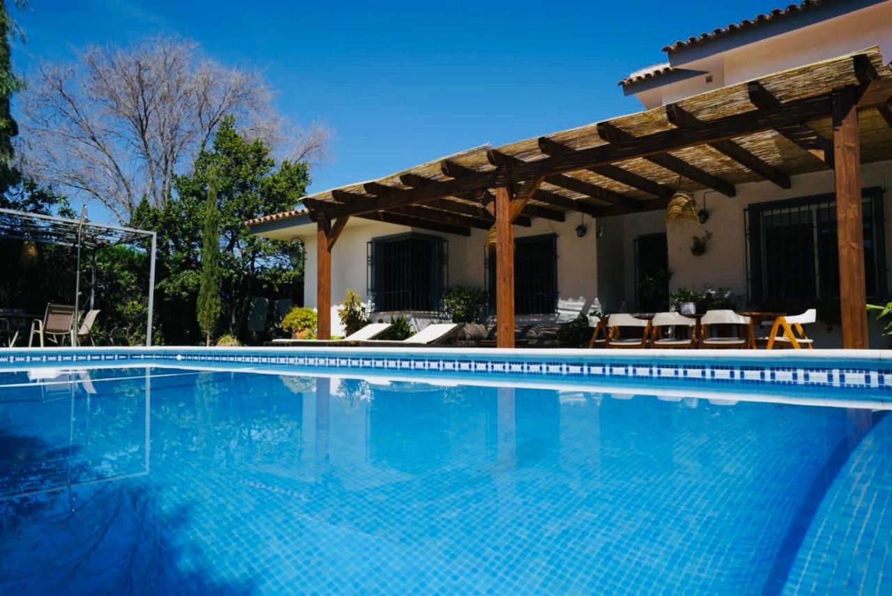Villa Ferrer Sevilla Gines ภายนอก รูปภาพ